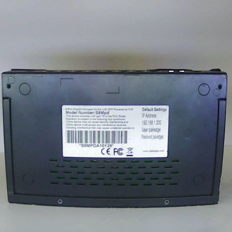 Package S8Mpd 8-Port Managed Switch