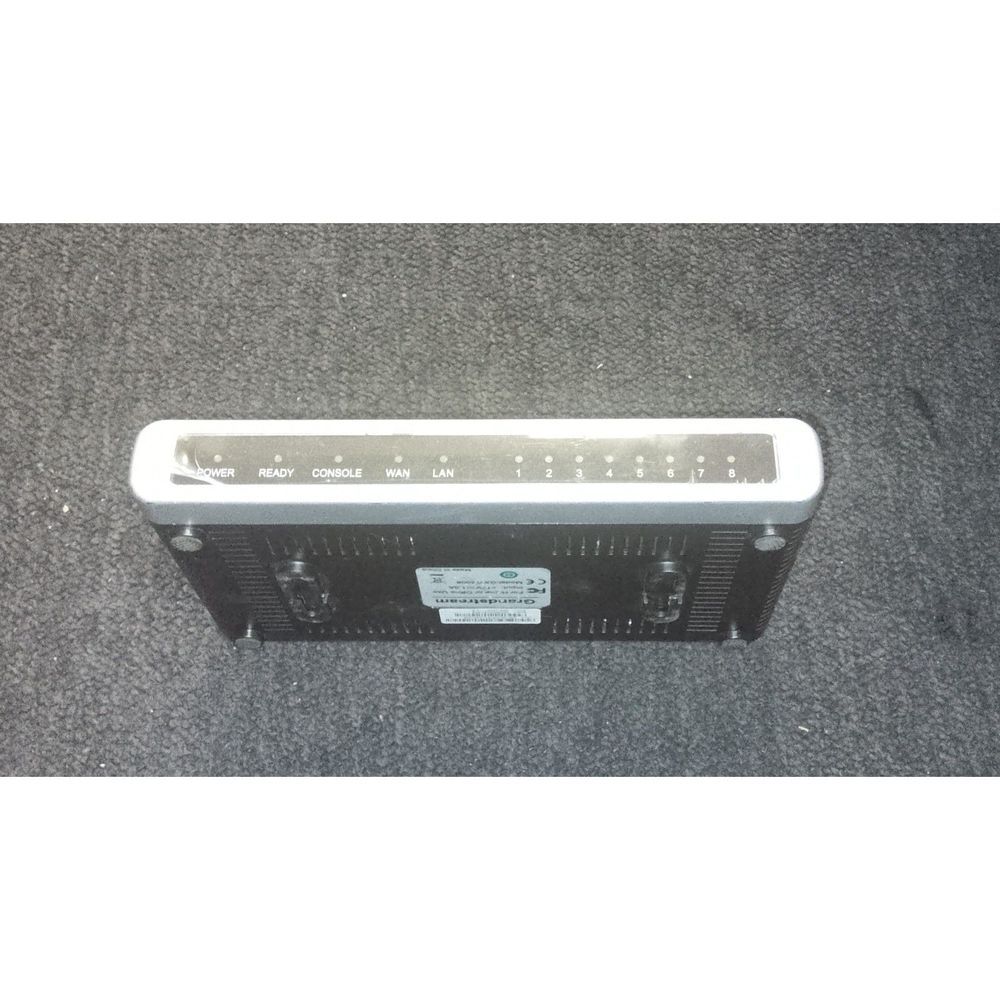 Grandstream GXW4008 is an 8-port analog gateway (FXS)